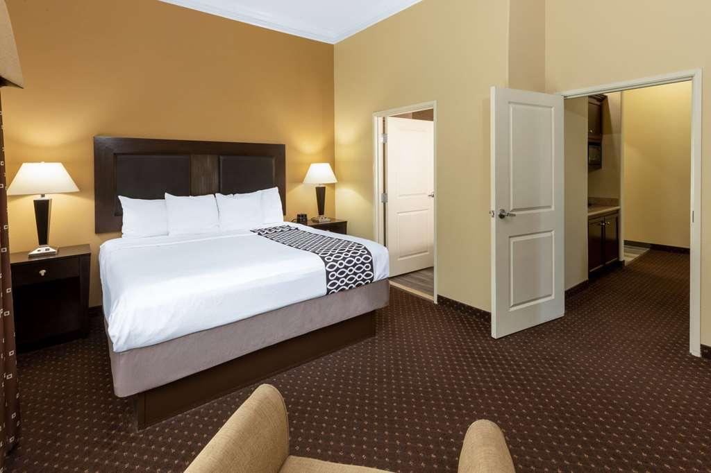 La Quinta By Wyndham Houston New Caney Oda fotoğraf